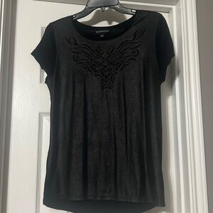 Sz S ROCK & REPUBLIC black scoop neck tee faux leather tee laser cut detail